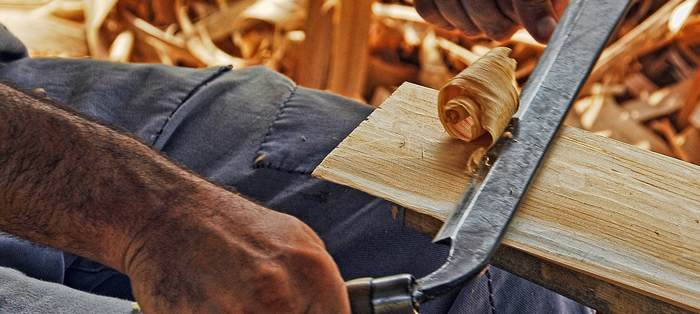 Cepilladora de madera | Métodos de reducción de ruido y medidas específicas al utilizar cepilladoras y cuchillas para trabajar la madera