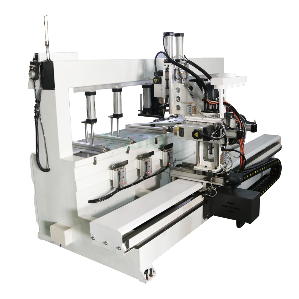 Máquinas automáticas para espigar y mortajar madera, con capacidad para realizar 12 tipos de espigas y mortajas en una sola máquina.